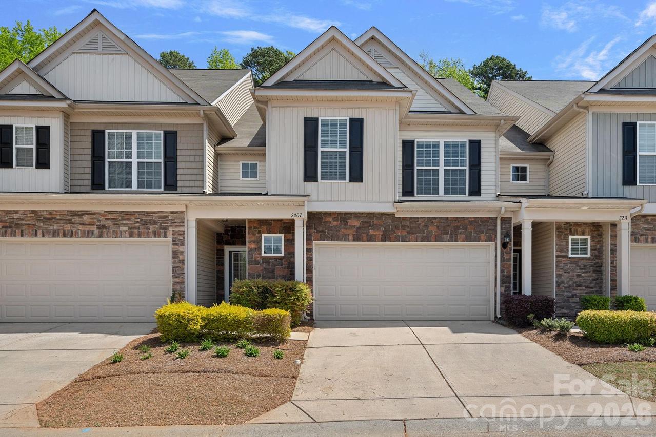 2207 Whitford Ln., Charlotte, NC 28210