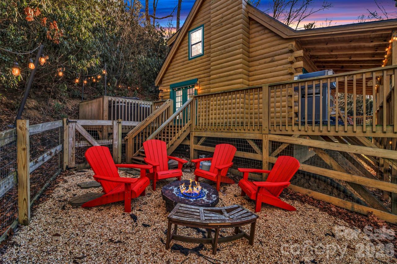 45 Ginger Ln., Waynesville, NC 28785