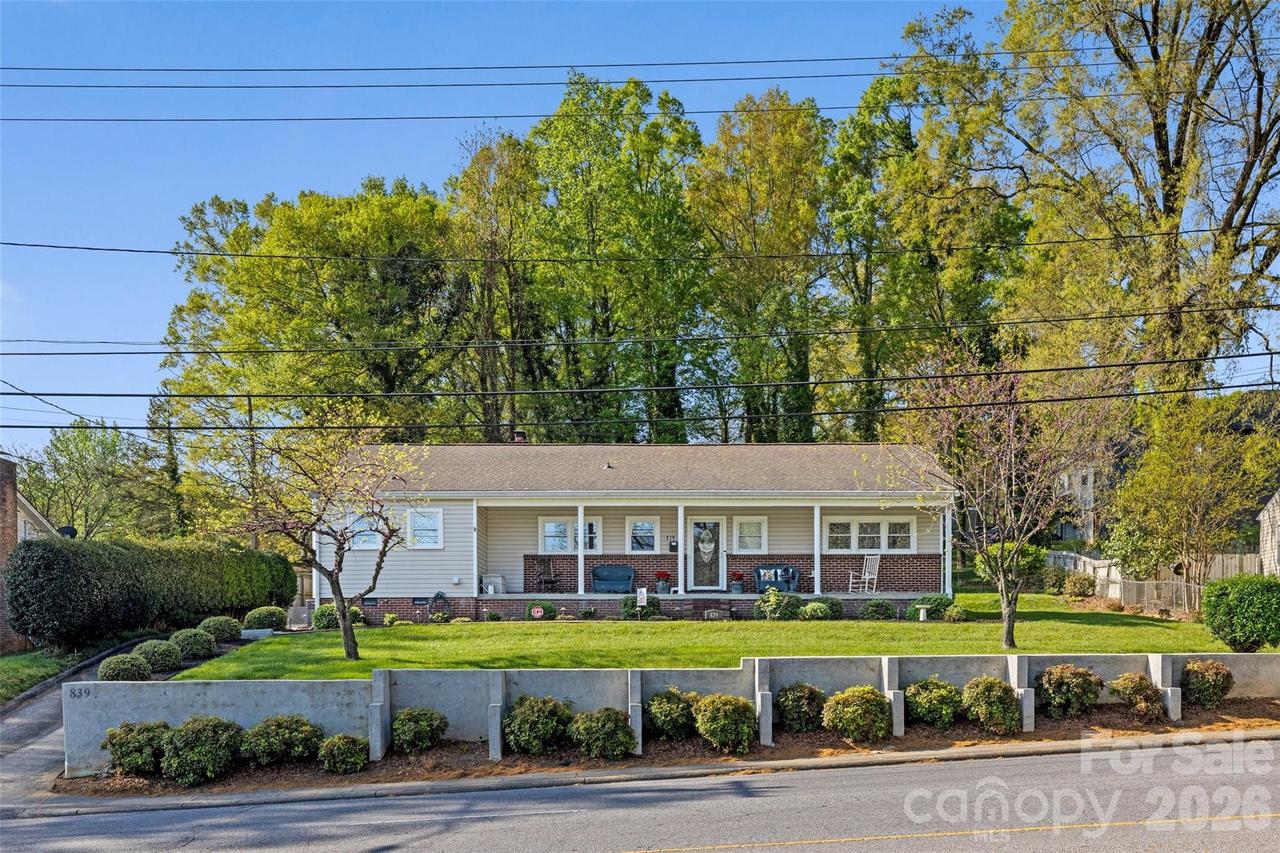 839 W Garrison Blvd., Gastonia, NC 28052