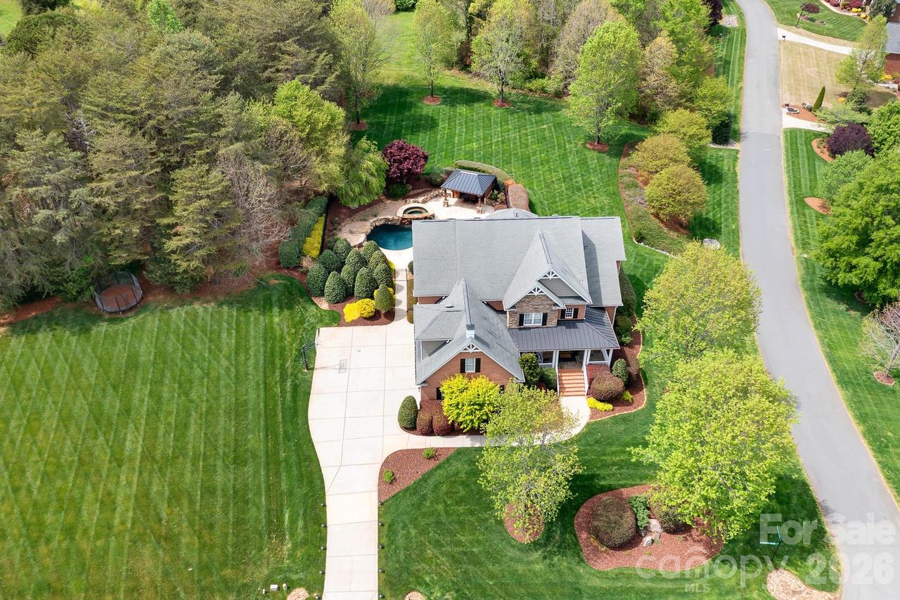 104 Elizabeth Brook Dr., Davidson, NC 28036