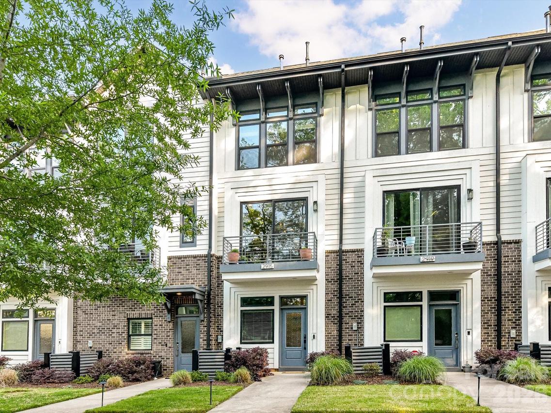 2915 Simpson Dr., Charlotte, NC 28205