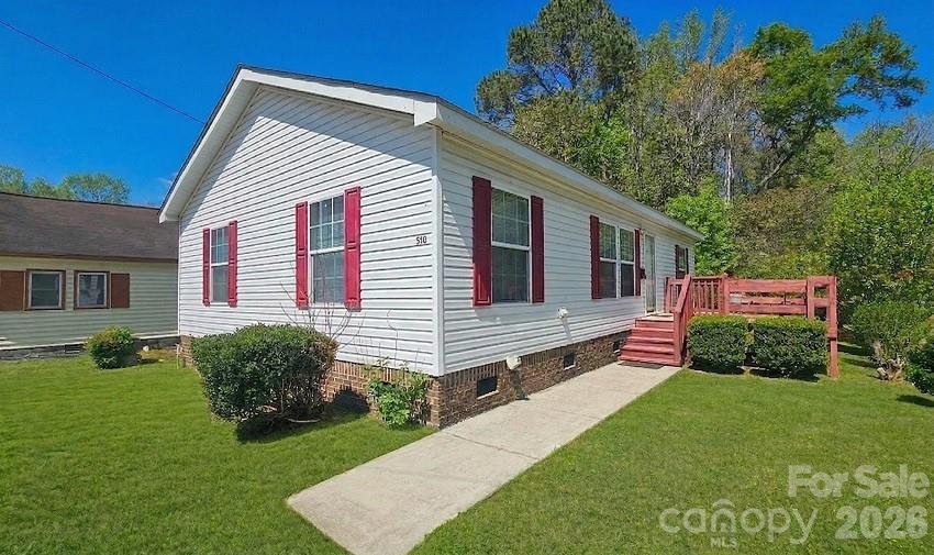 510 Phillips St., Fairmont, NC 28340