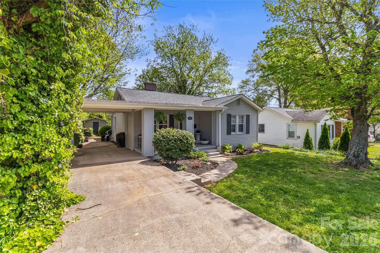 373 Scott St., Mount Holly, NC 28120