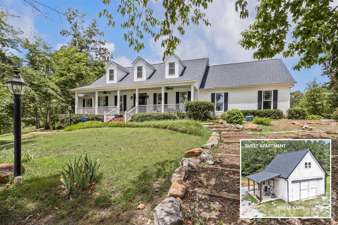 378 & 374 Collinsville Rd., Columbus, NC 28722