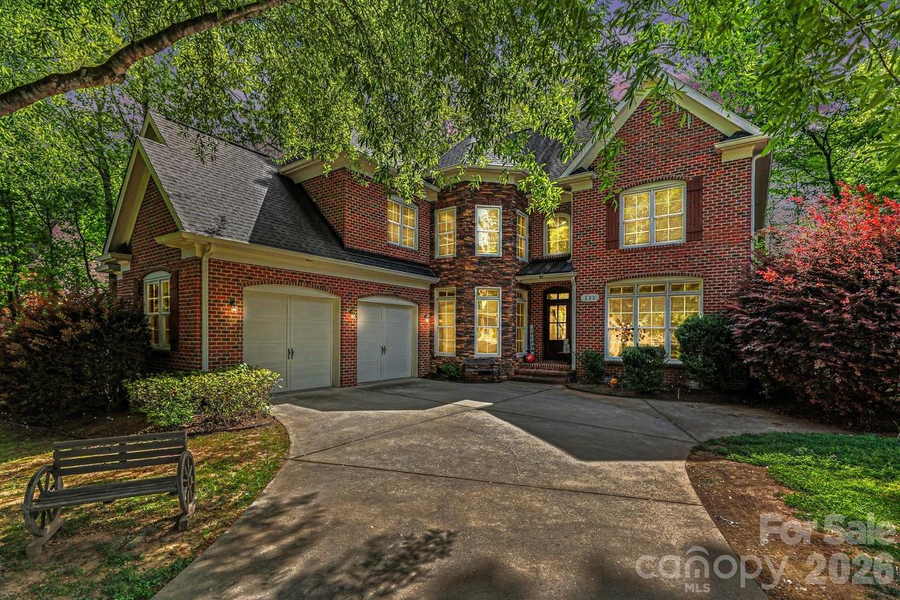 232 Birdie Dr., Stanley, NC 28164