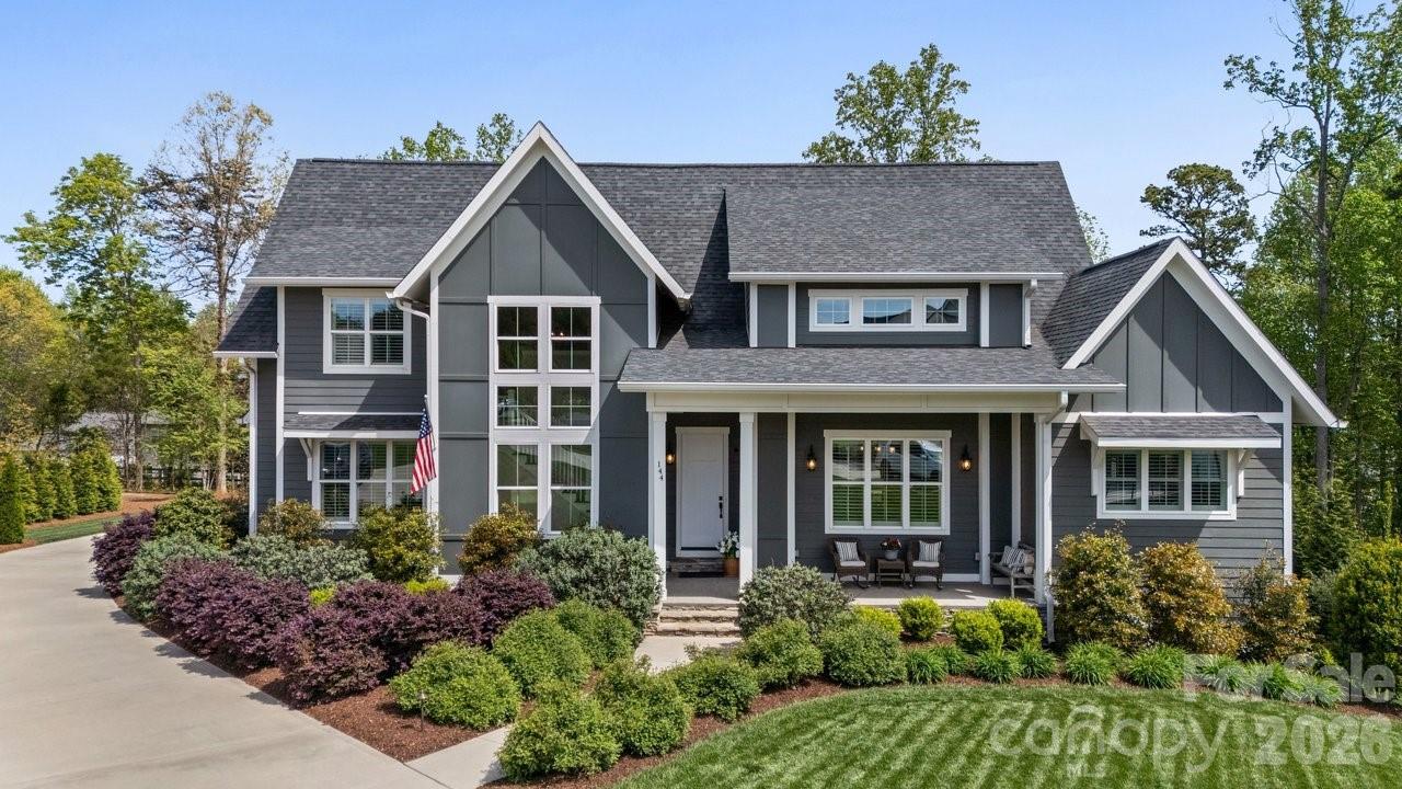 144 Mcneil Ln., Mooresville, NC 28117