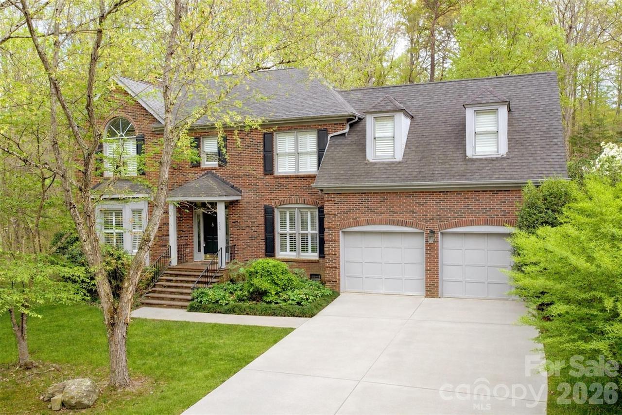 7201 Leharne Dr., Charlotte, NC 28270