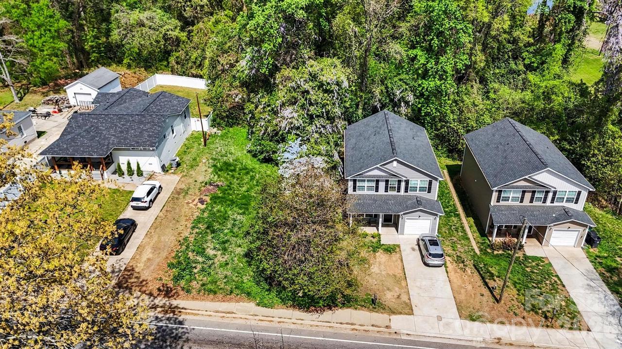 1608 Lasalle St., Charlotte, NC 28216