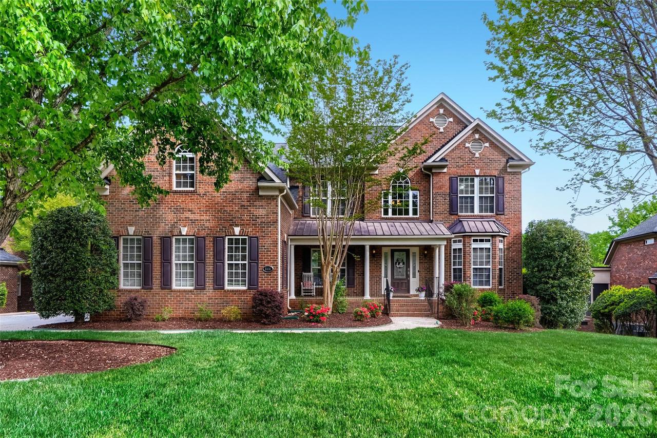 844 Clonmel Dr., Matthews, NC 28104