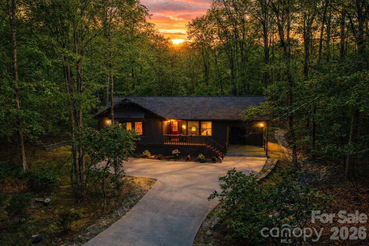 417 Soquili Dr., Brevard, NC 28712