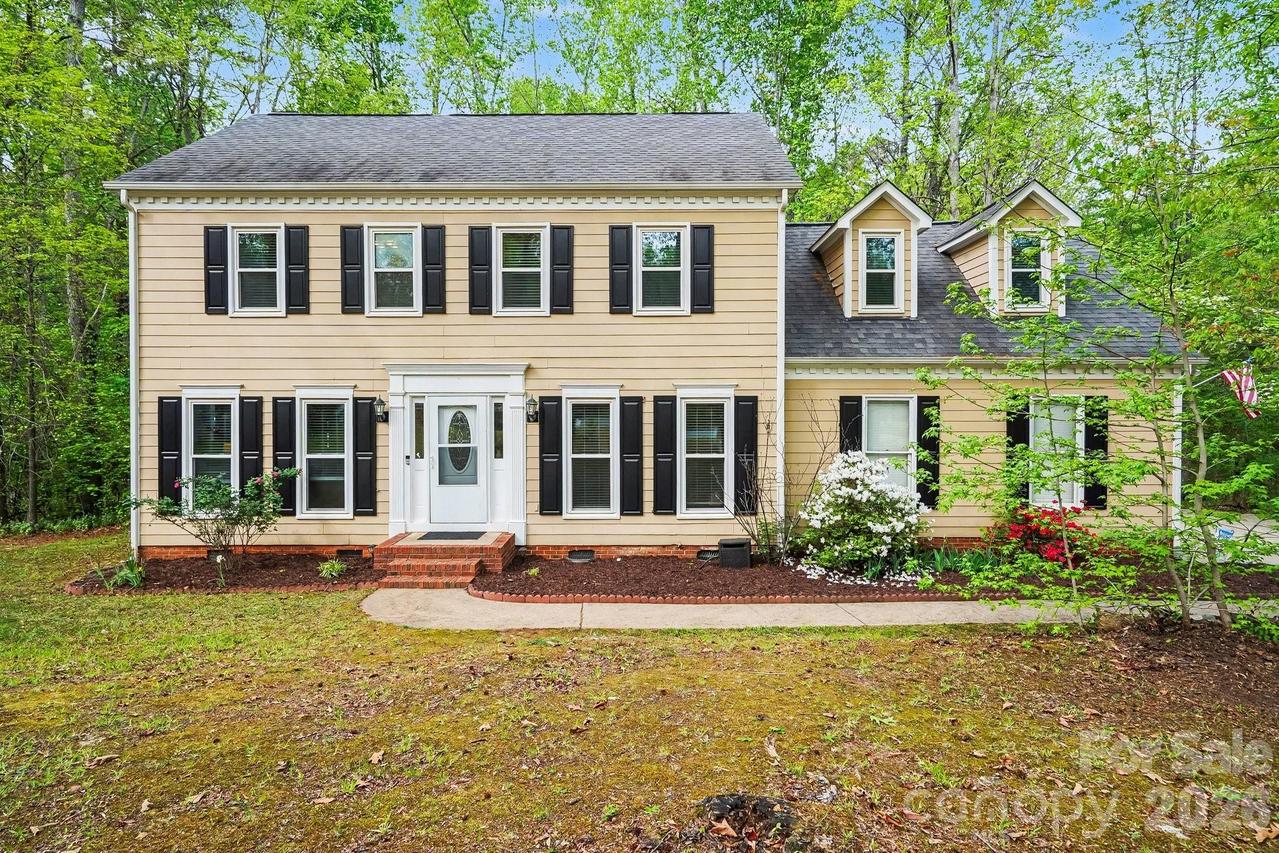 8637 Quarters Ln., Mint Hill, NC 28227