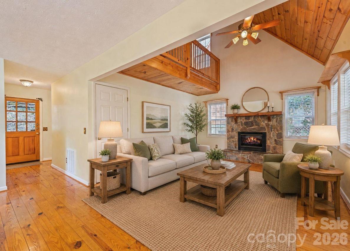 41 Trapper Ln., Waynesville, NC 28785