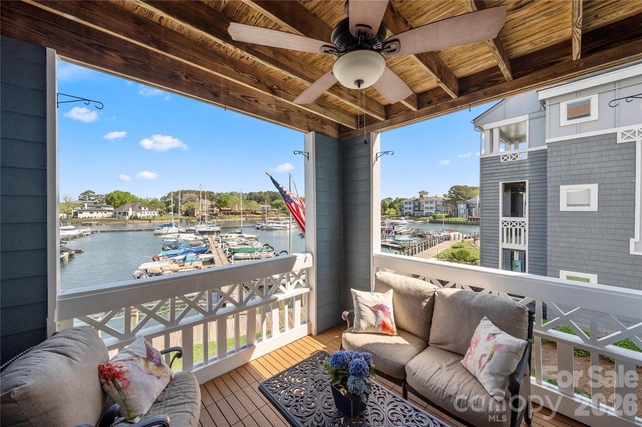 18679 Vineyard Point Ln., Cornelius, NC 28031