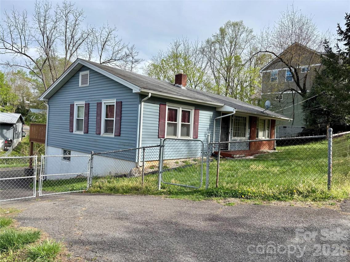 71 Balm Grove Ave., Asheville, NC 28806