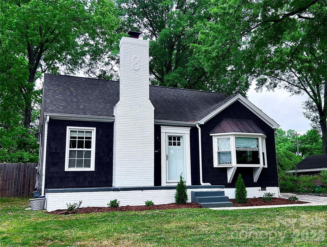 1929 Mecklenburg Ave., Charlotte, NC 28205