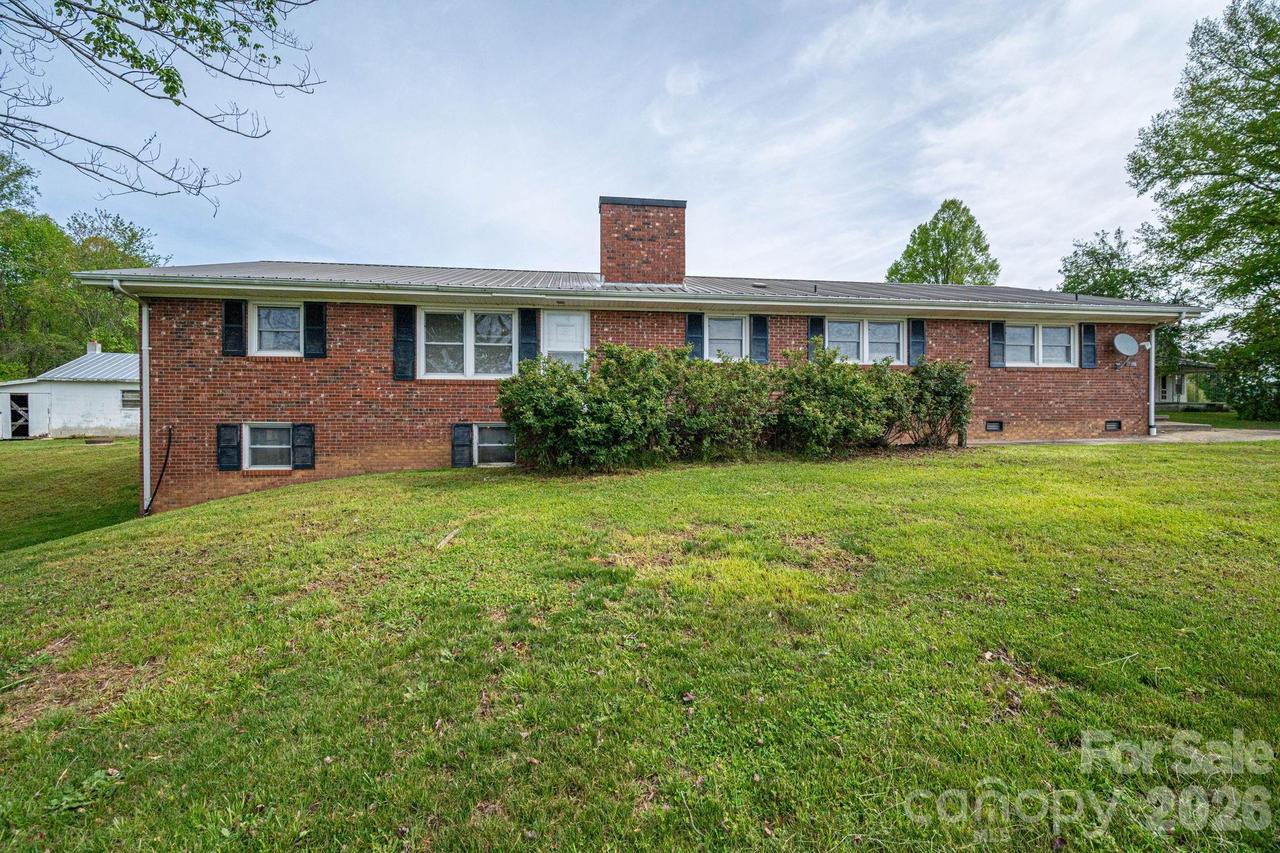 7448 W Nc 27 Hwy., Vale, NC 28168