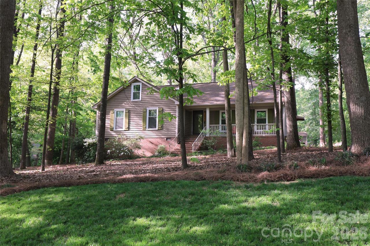 14040 Hackamore Dr., Matthews, NC 28105