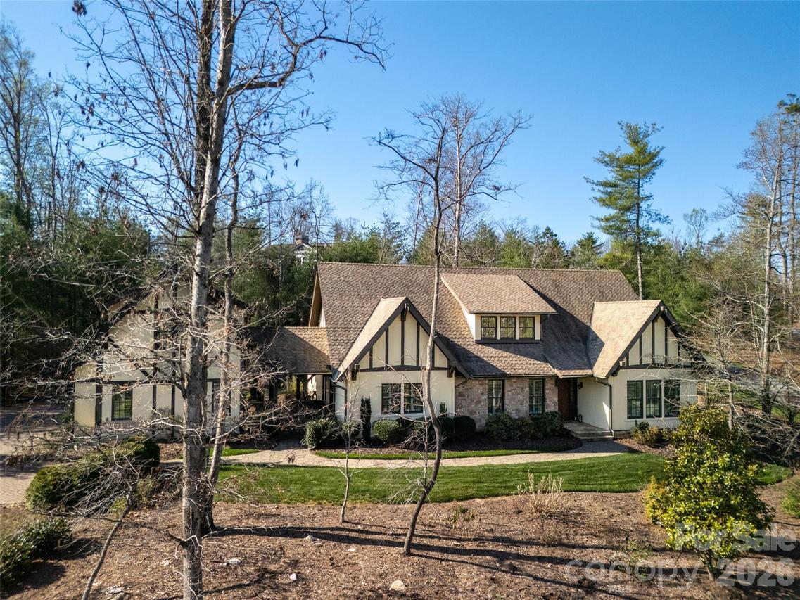 75 Chauncey Cir., Asheville, NC 28803