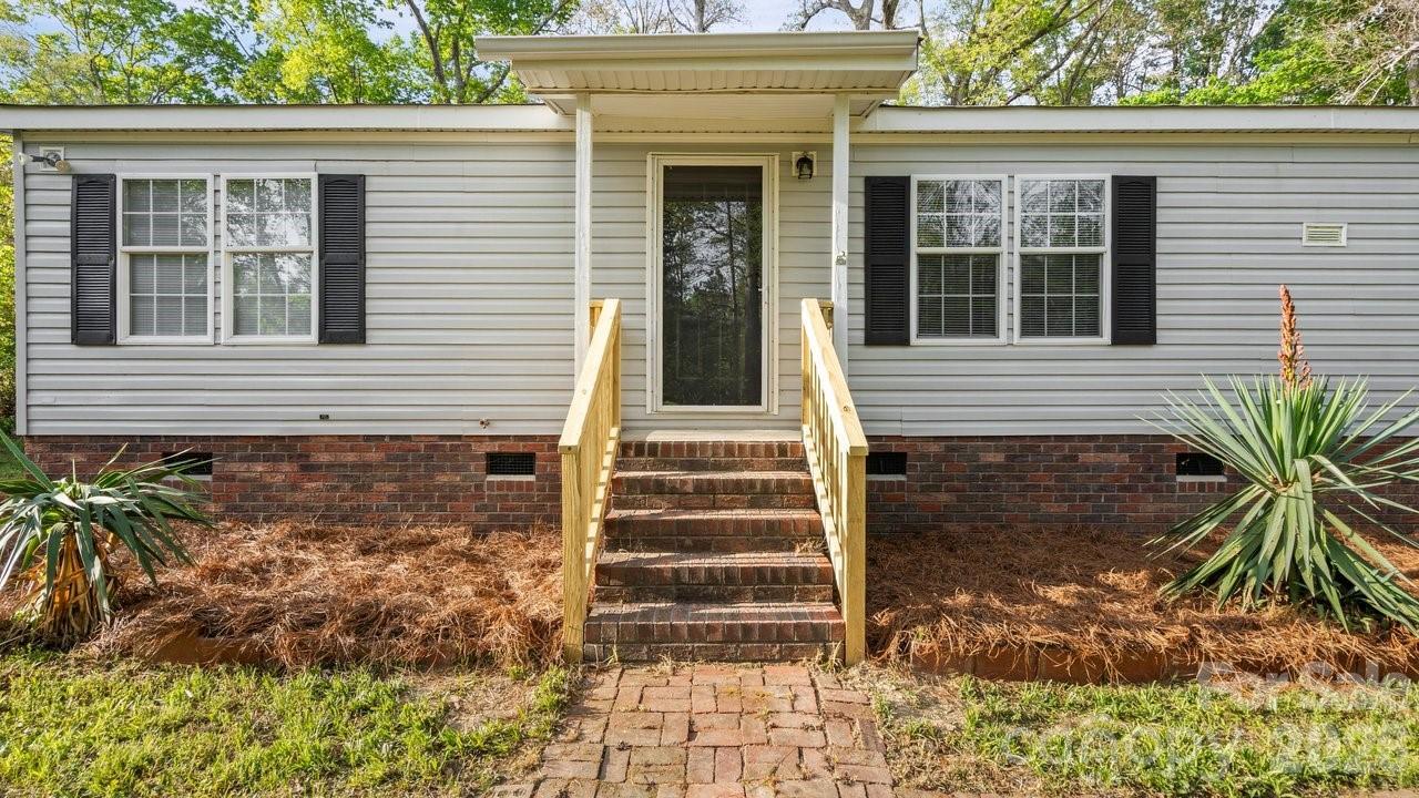 2913 Crystal Dr., Midland, NC 28107