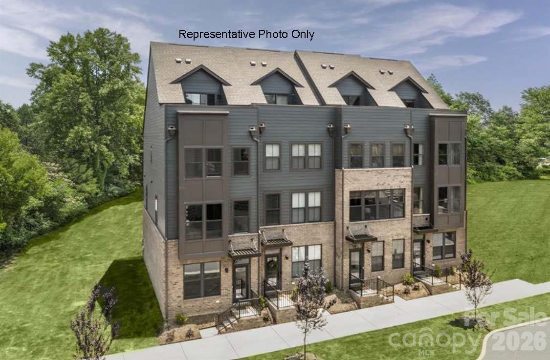 1016 Bella Grove Ln., Charlotte, NC 28262