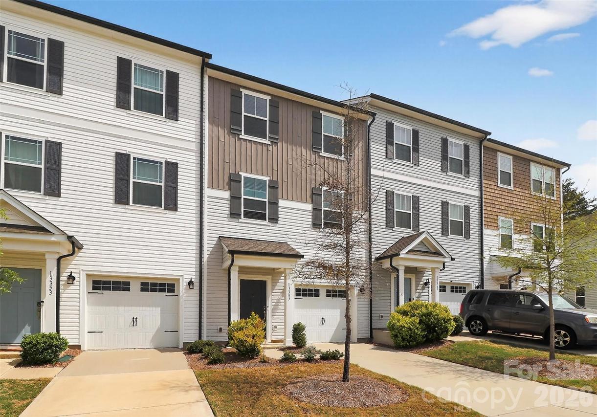 13357 Porter Creek Rd., Charlotte, NC 28262