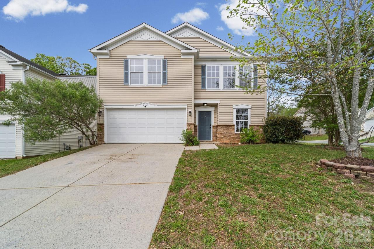 2902 Royal Fern Ln., Charlotte, NC 28215