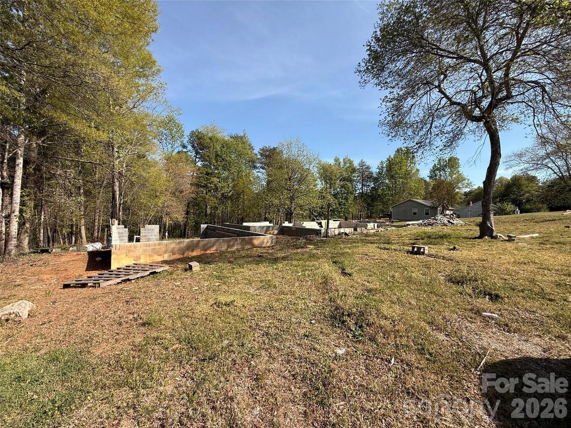 5750 Poovey Dr., Granite Falls, NC 28630