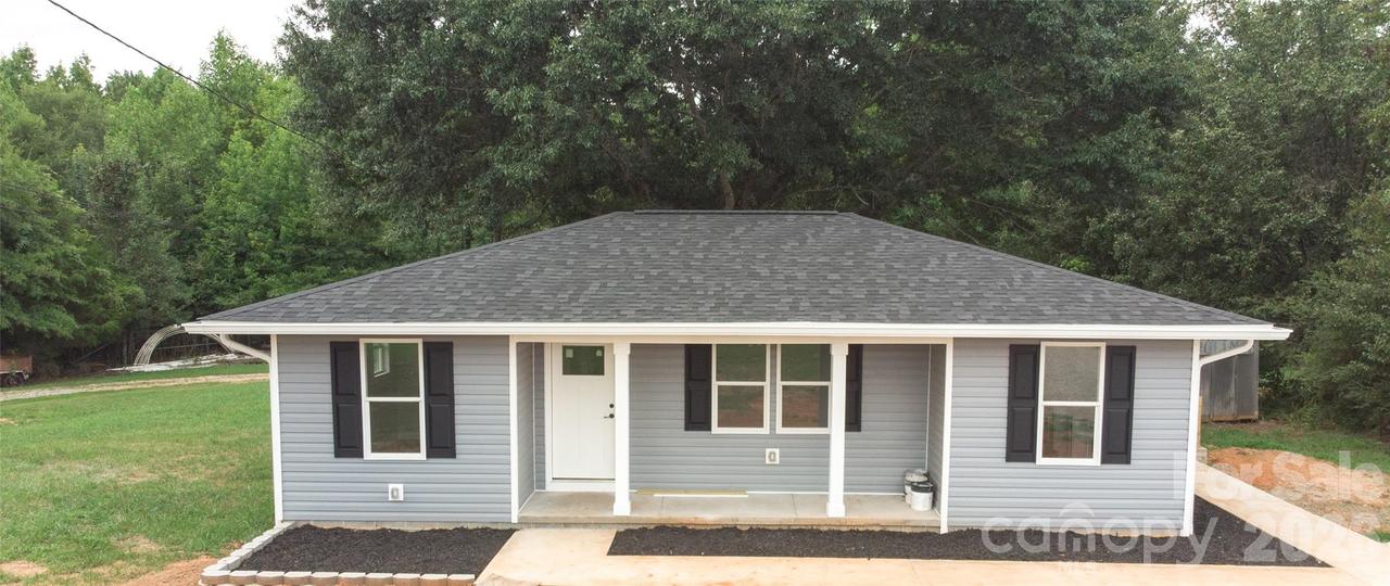 5735 Fallston Rd., Lawndale, NC 28090