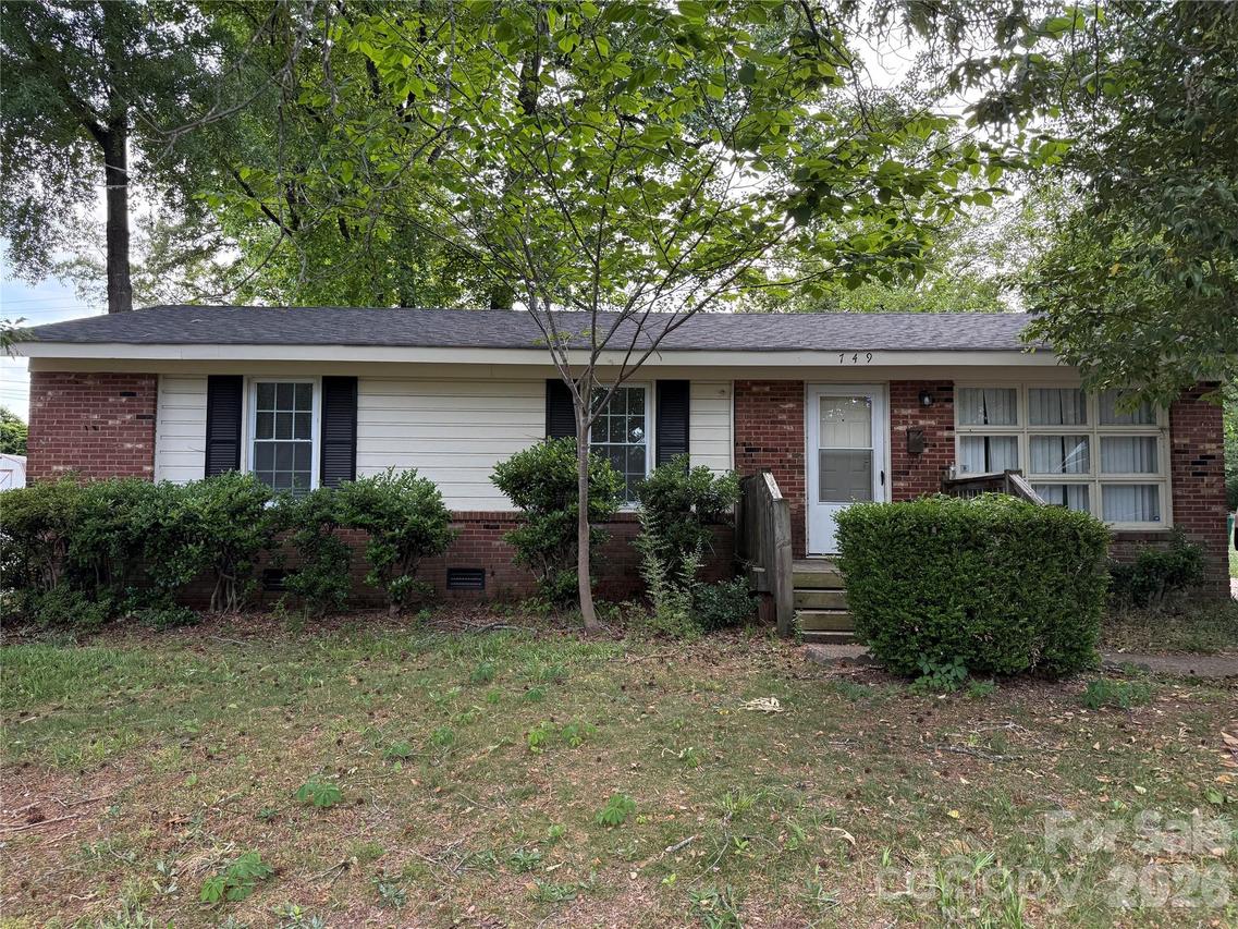 749 Edgerton Dr., Charlotte, NC 28213