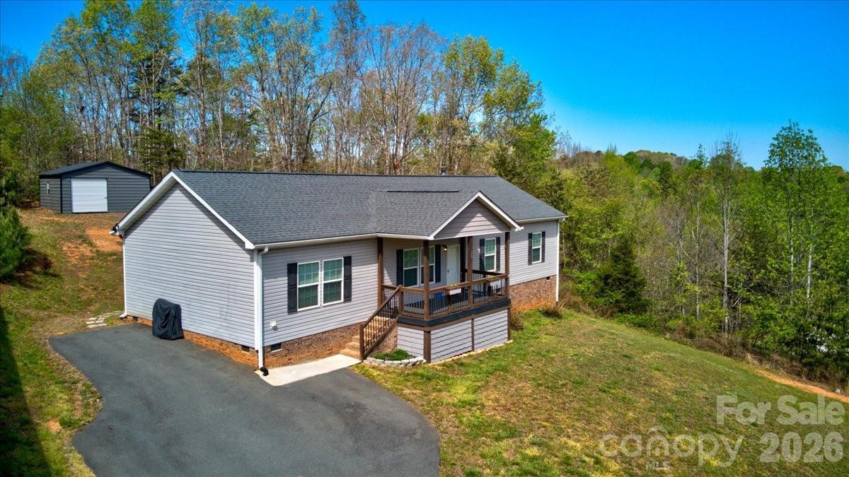 192 Apple Valley Ln., Statesville, NC 28677
