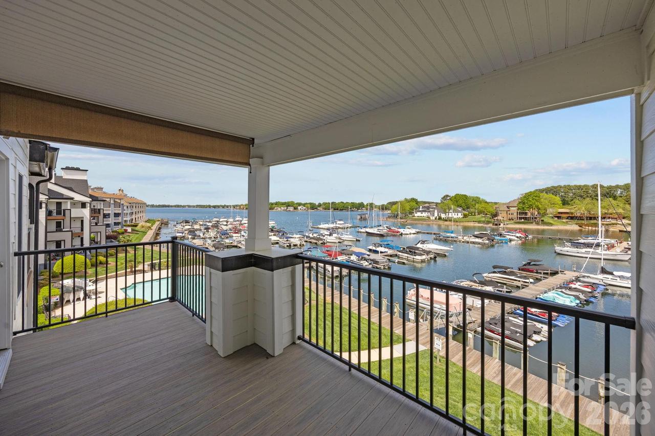 18749 Vineyard Point Ln., Cornelius, NC 28031