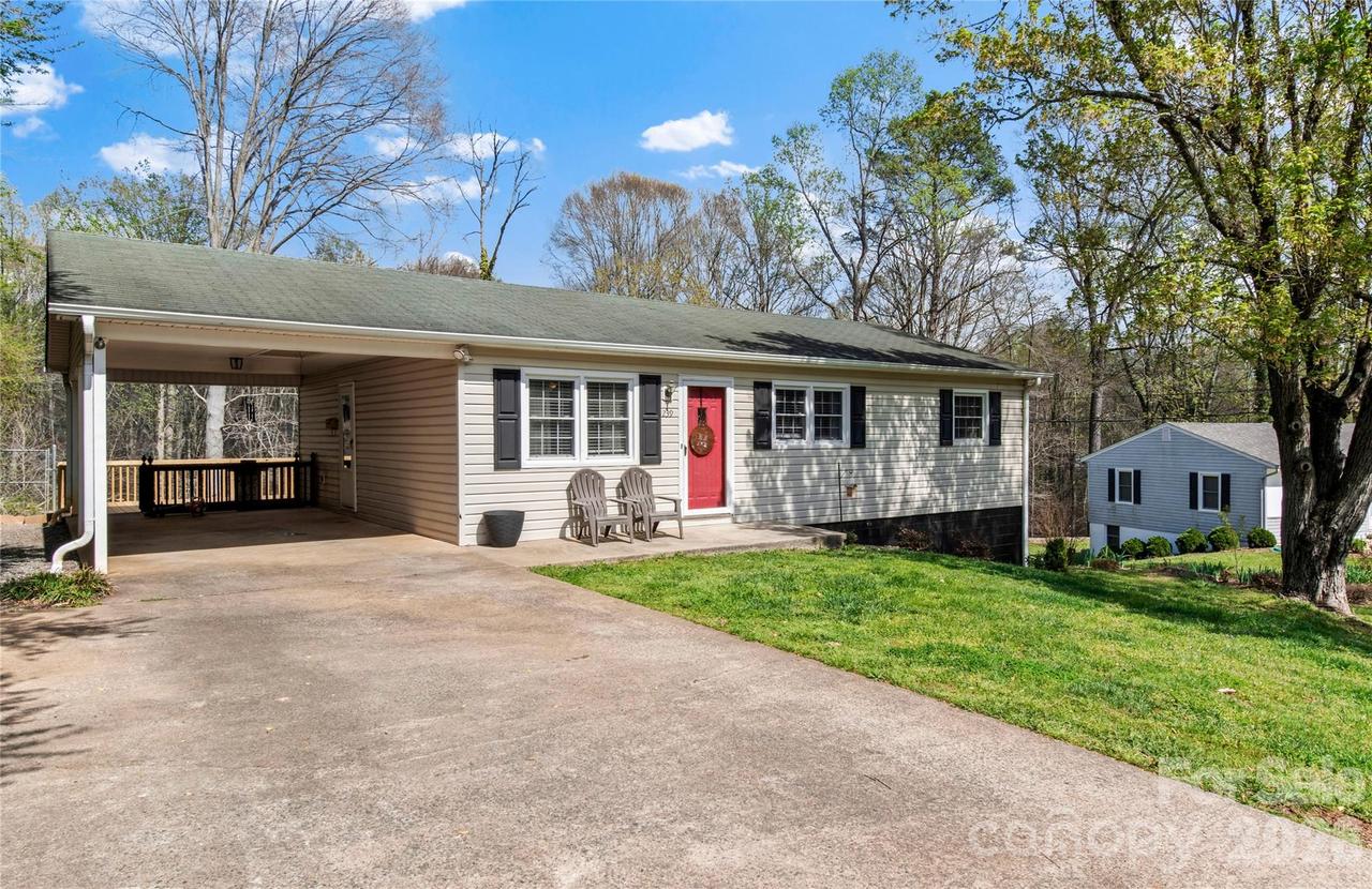 239 Harris Ave., Elkin, NC 28621