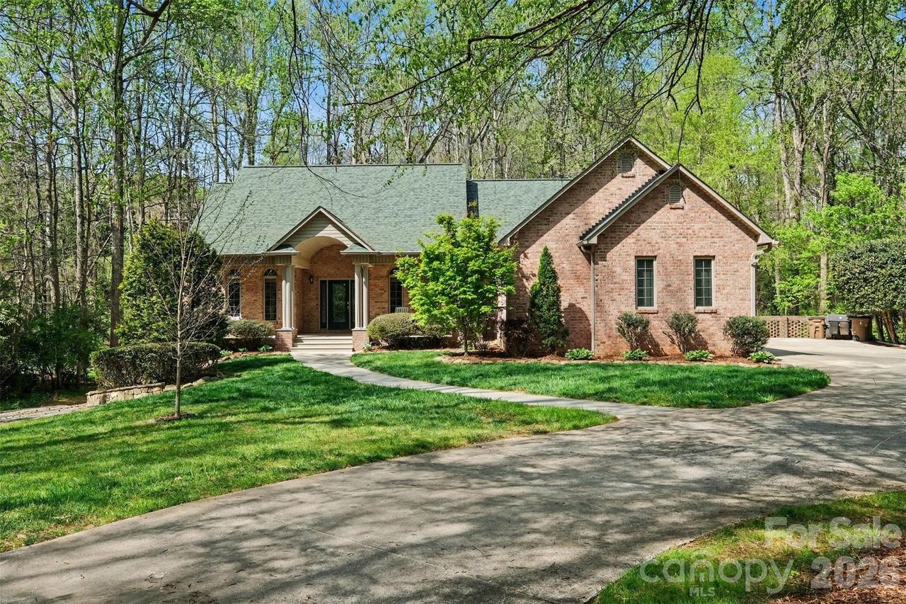 404 Johnsfield Rd., Shelby, NC 28150