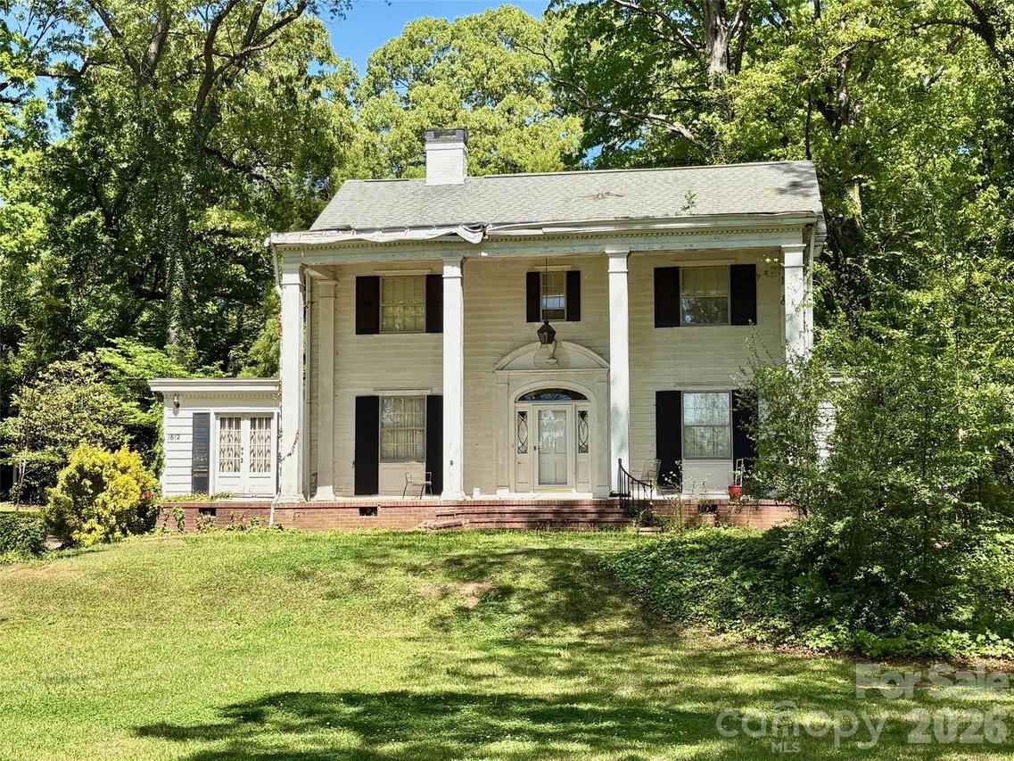 1612 S New Hope Rd., Gastonia, NC 28054
