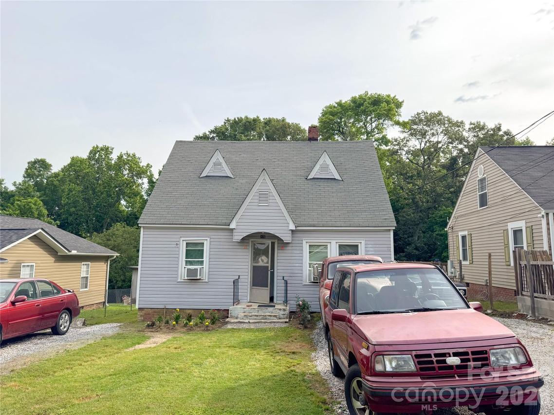 172 Sunset Dr., Thomasville, NC 27360