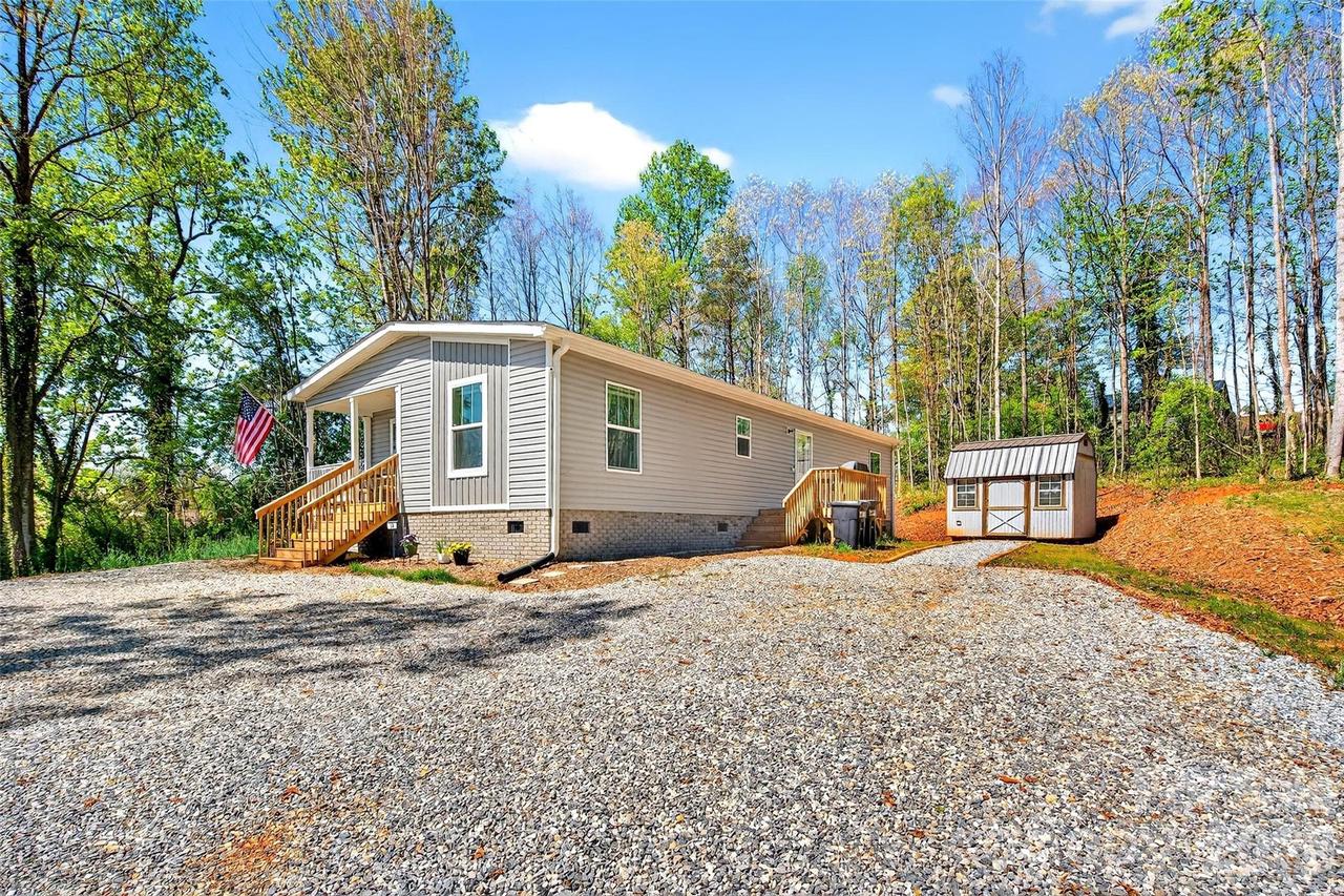 55 Cypress Rd., Marion, NC 28752