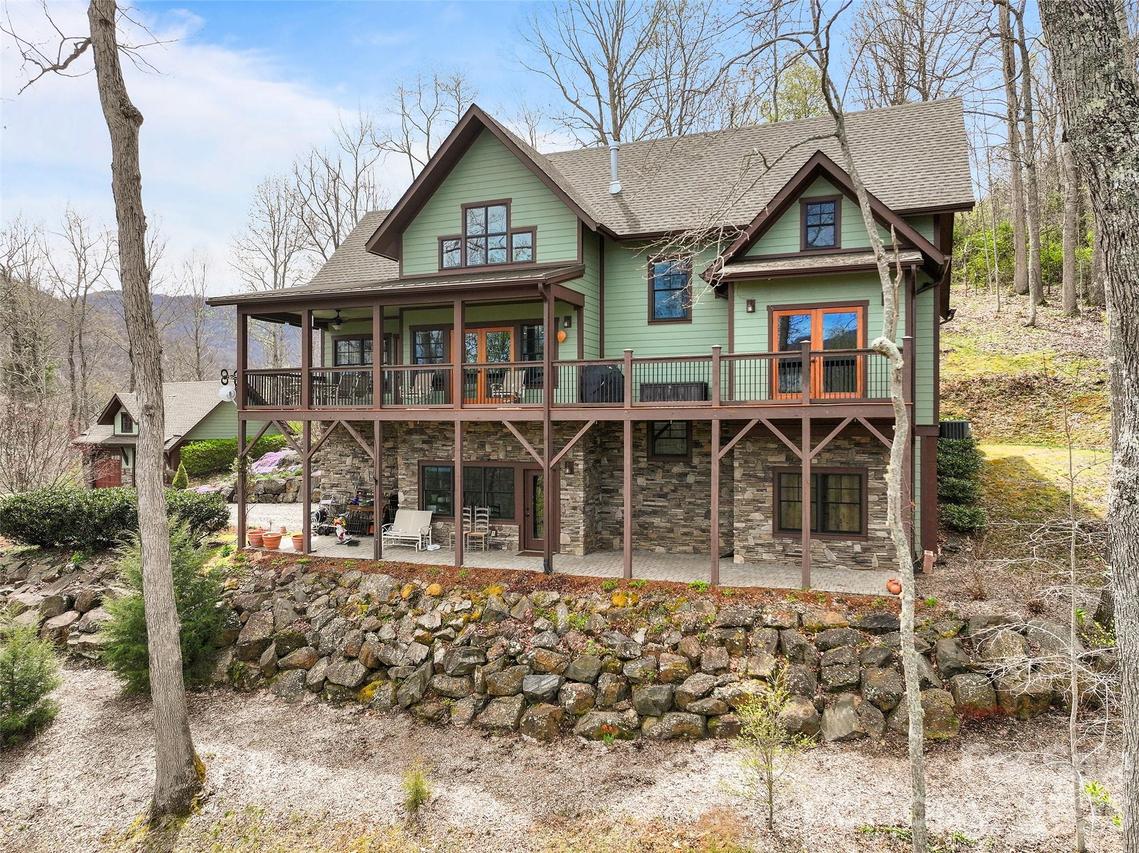 711 Winfield Dr., Clyde, NC 28721