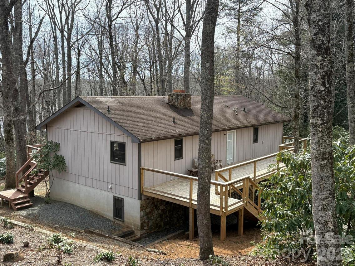 114 Lady Slipper Loop, Newland, NC 28657