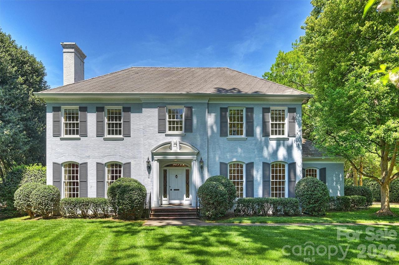 812 Ardsley Rd., Charlotte, NC 28207