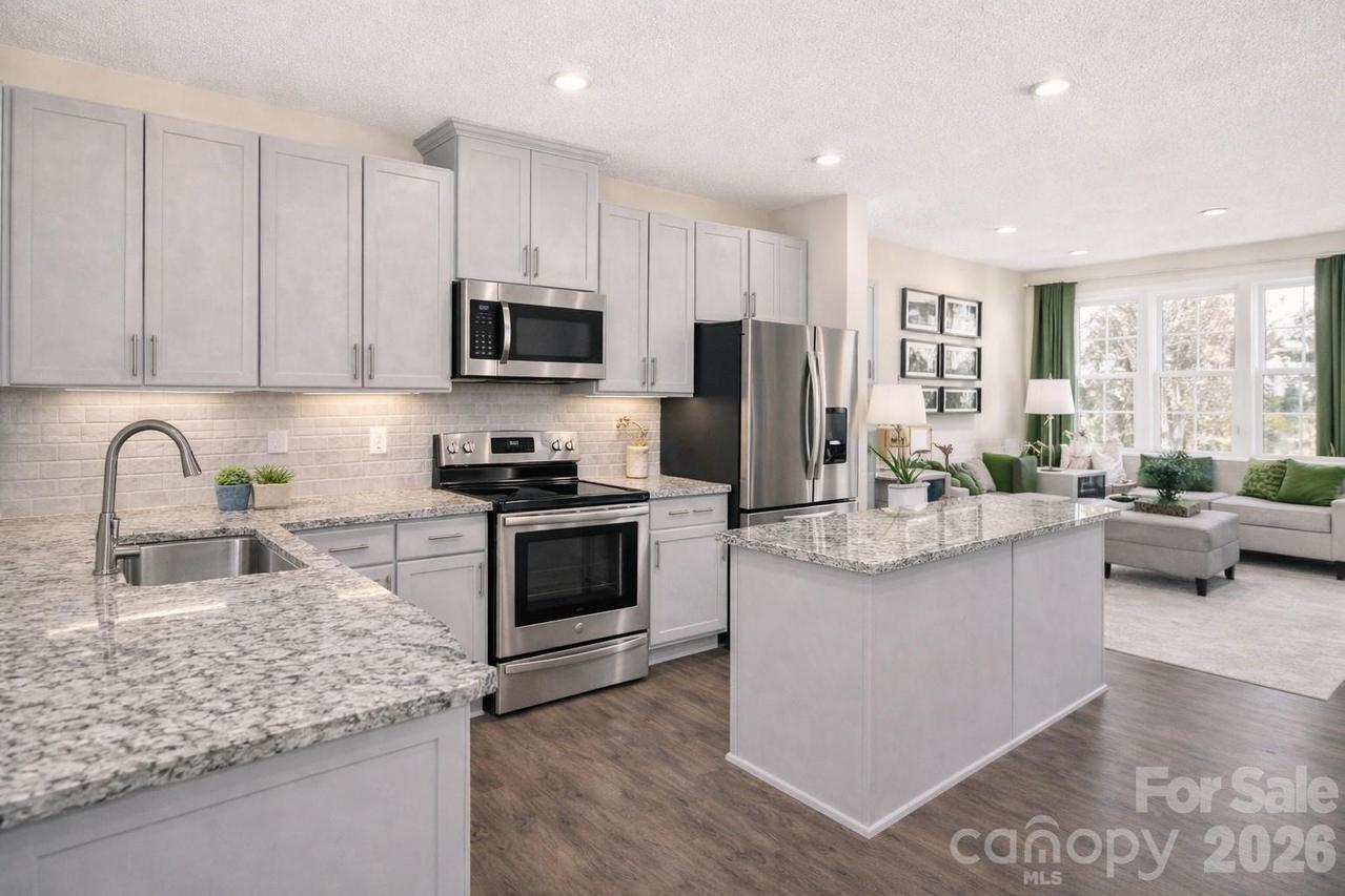 6304 Cleburne Ct., Charlotte, NC 28217