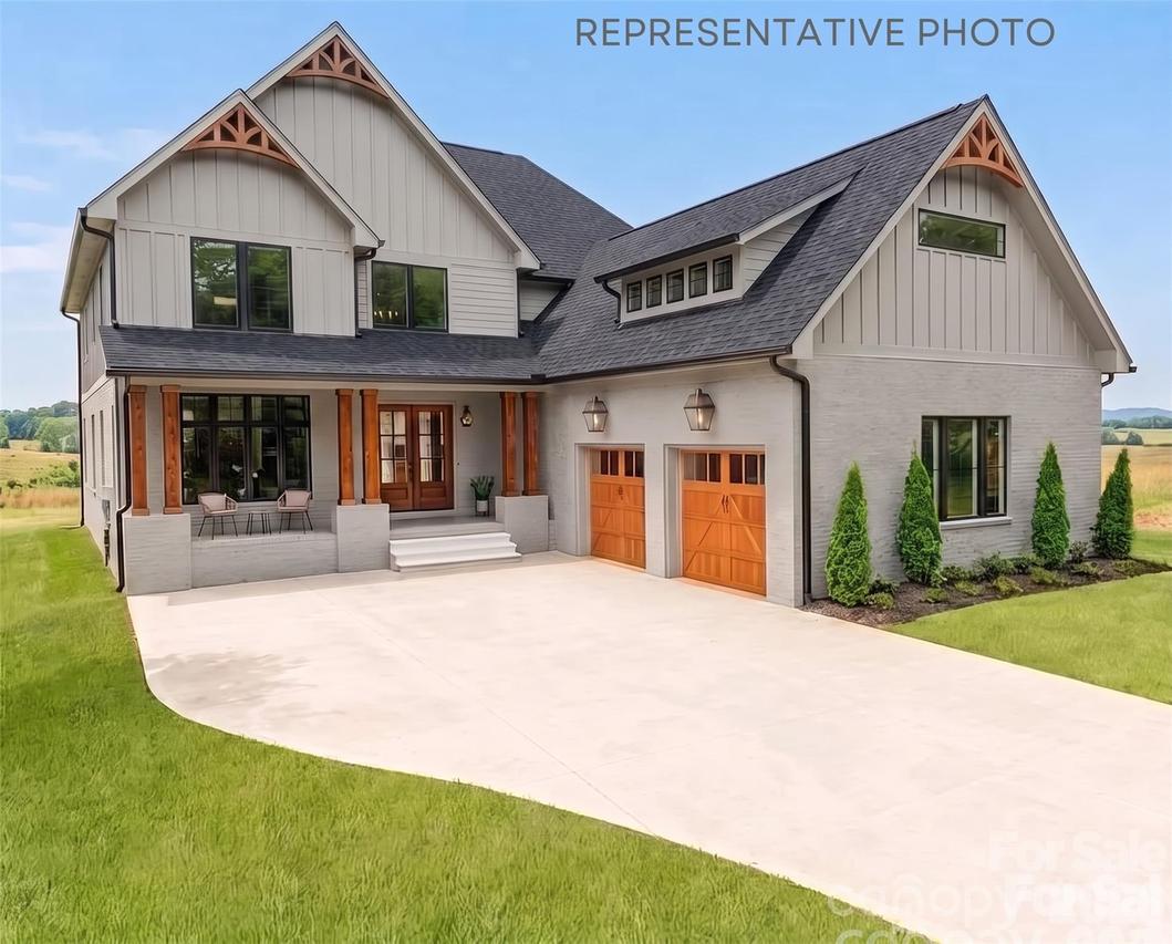 3032 Northampton Dr., Charlotte, NC 28210