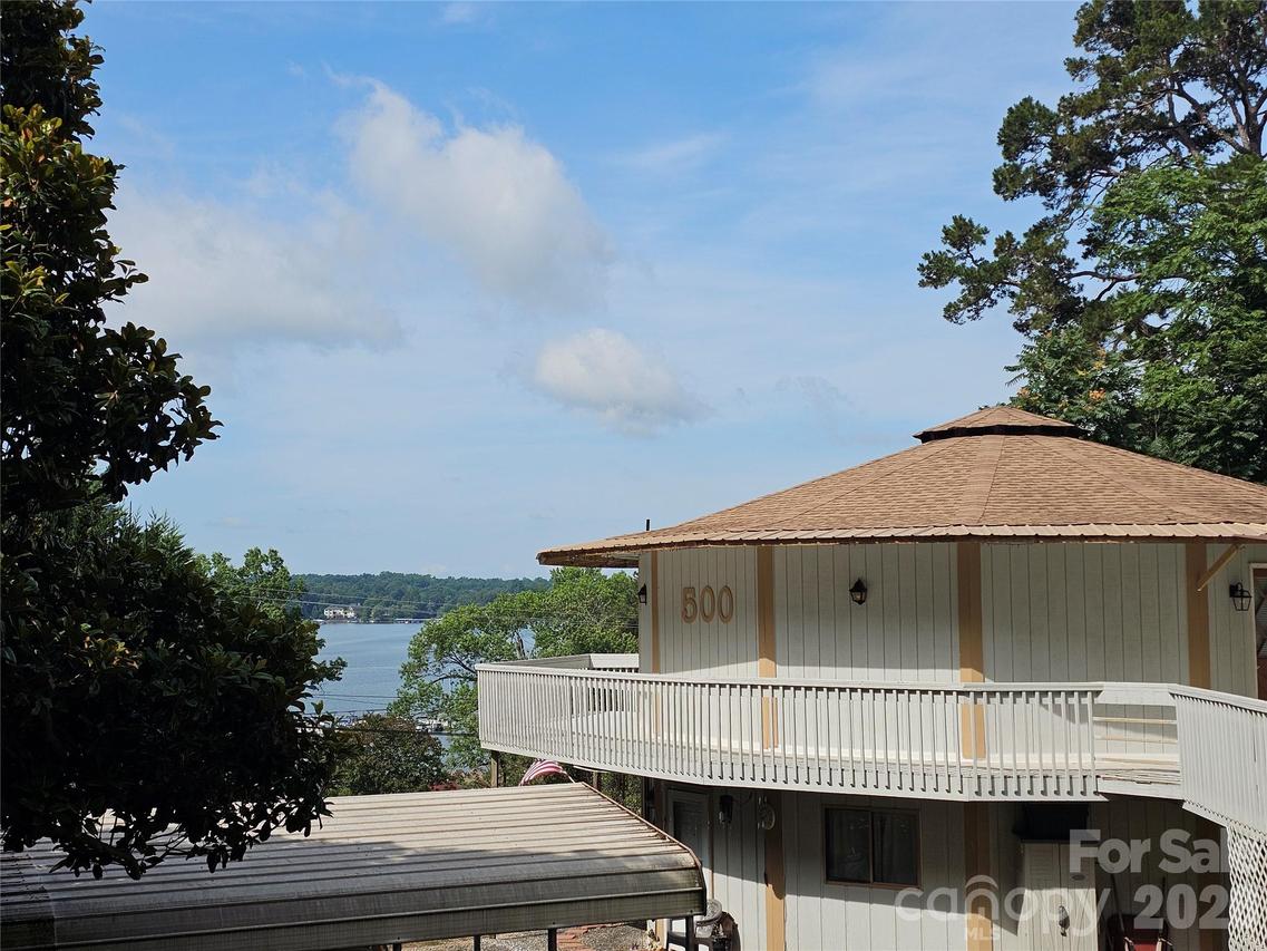 500 Steel Bridge Loop, Hickory, NC 28601