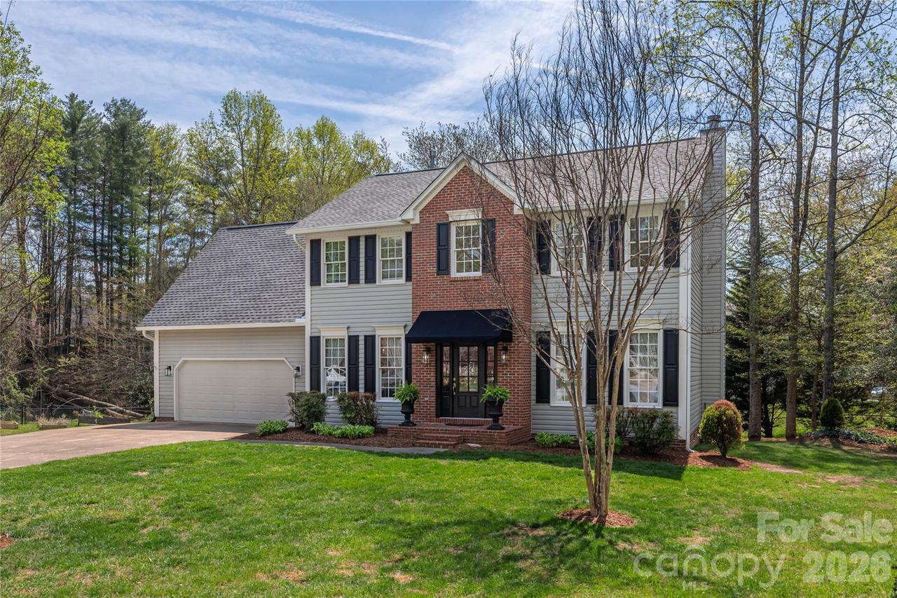42 Cranberry Bog Ct., Fletcher, NC 28732