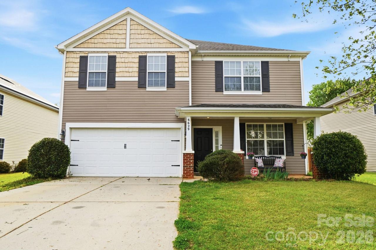 6629 Thistle Down Dr., Harrisburg, NC 28075