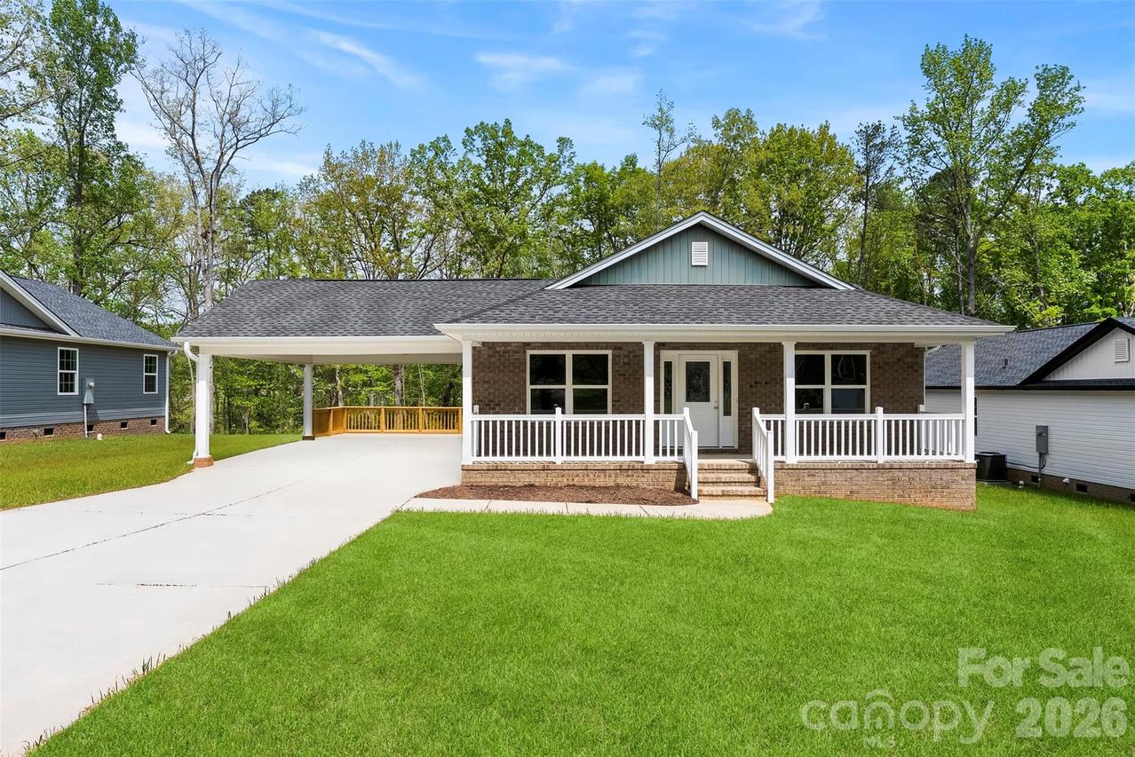 110 W Iowa Ave., Bessemer City, NC 28016