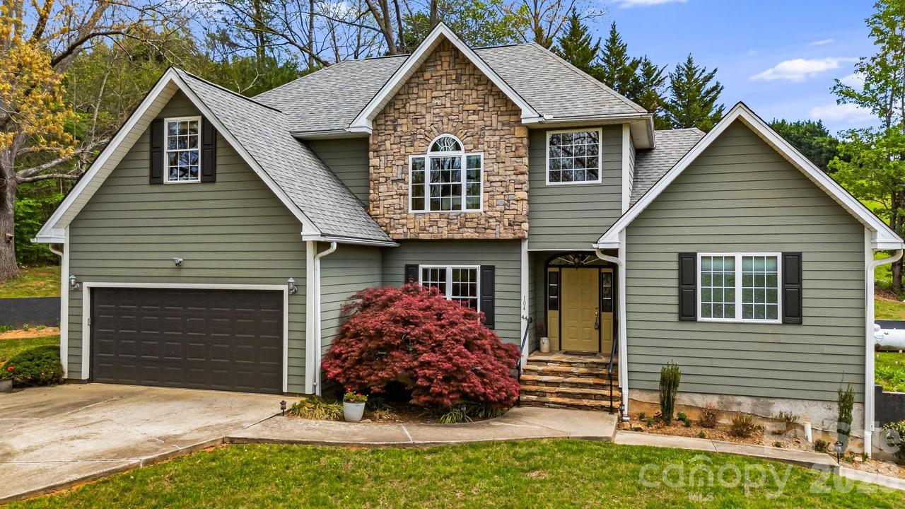 44 Goughes Branch Rd., Leicester, NC 28748