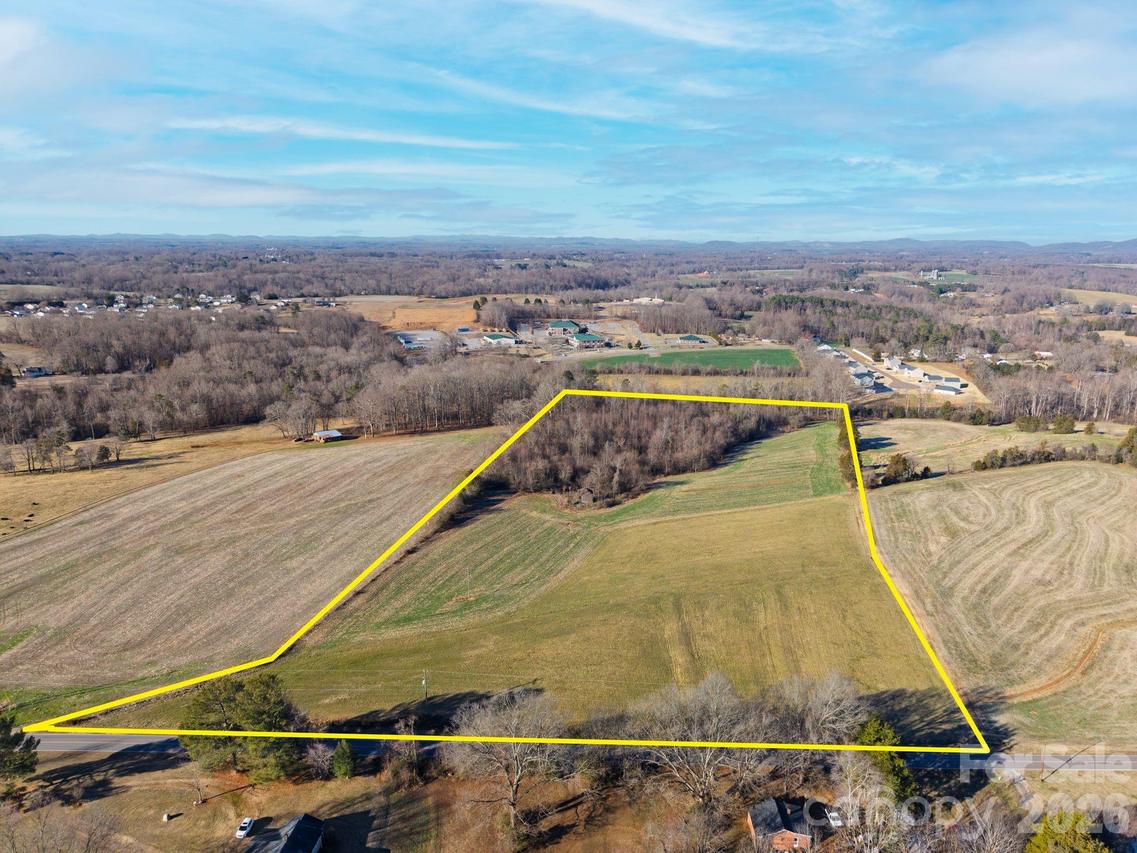 01 Dobbins Mill Rd., Yadkinville, NC 27055