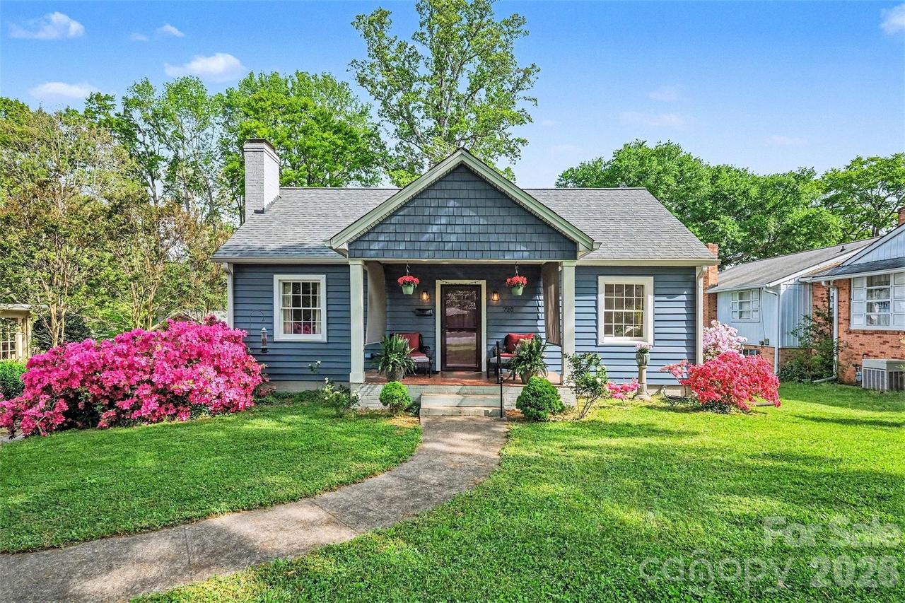 720 W Sumter St., Shelby, NC 28150