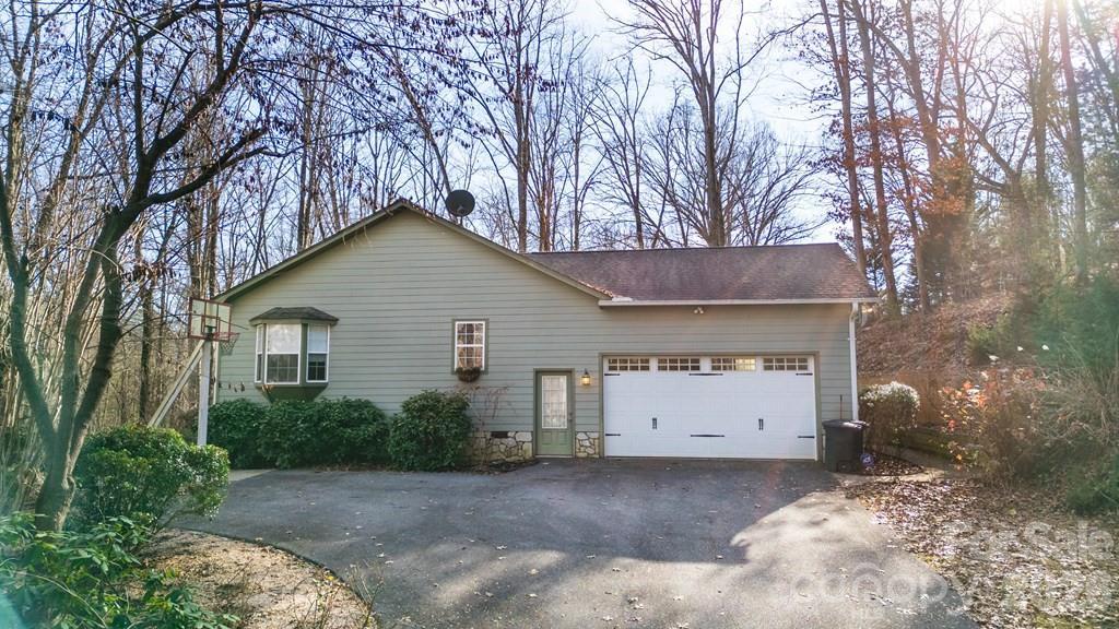 241 Crocus Ln., Sylva, NC 28779