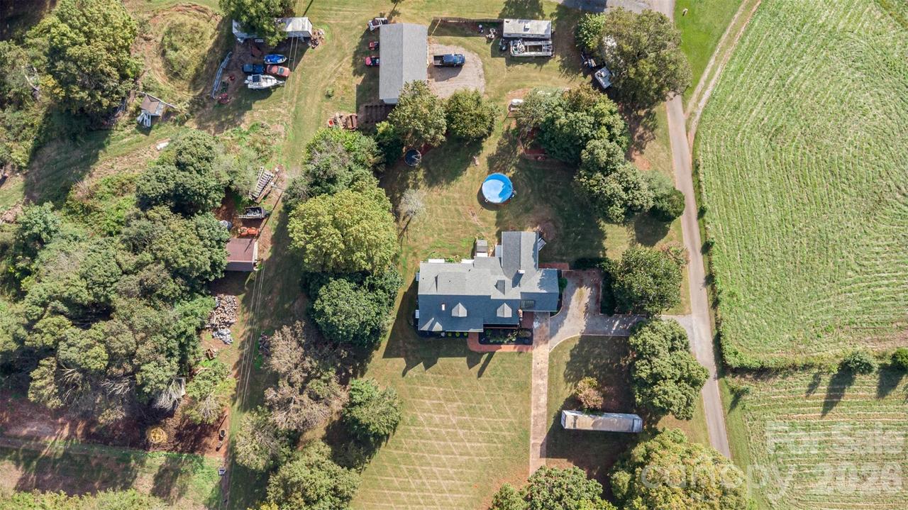 941 Casar Belwood Rd., Lawndale, NC 28090